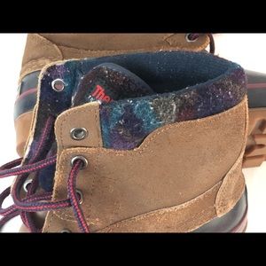 Thermolite North Woods Women’s Snow Boots Size 7